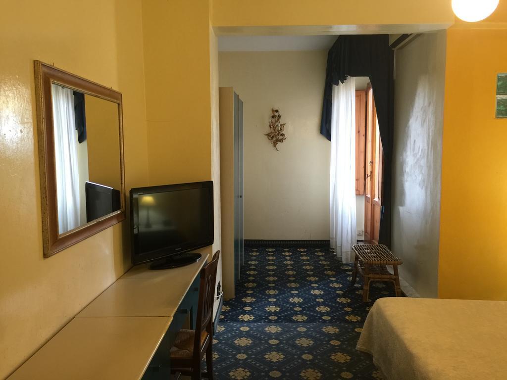 Hotel Corallo Montecatini Terme Exterior photo